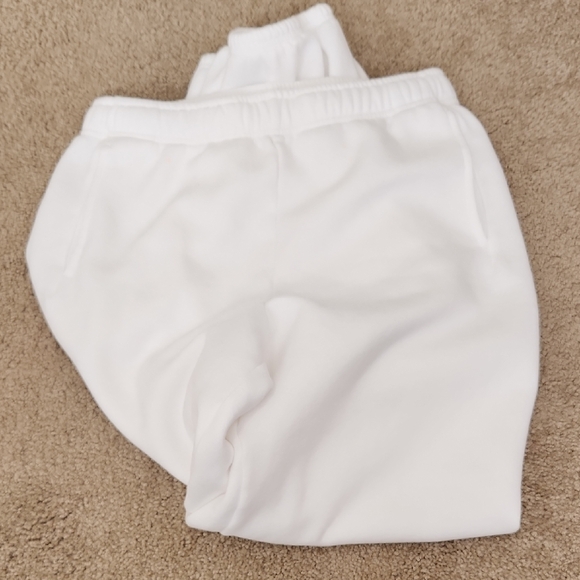 Like New - Aerie White Cloud Fleece Joggers - M - Picture 4 of 7
